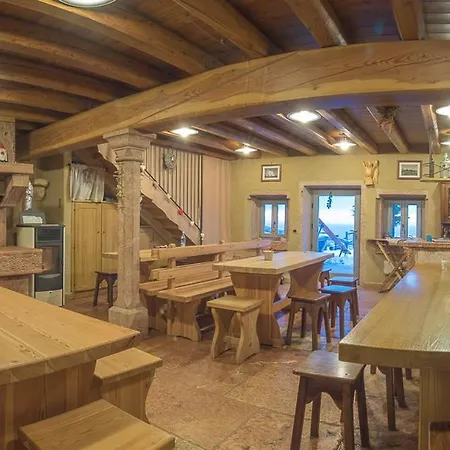 Fogadó Rifugio Lausen *